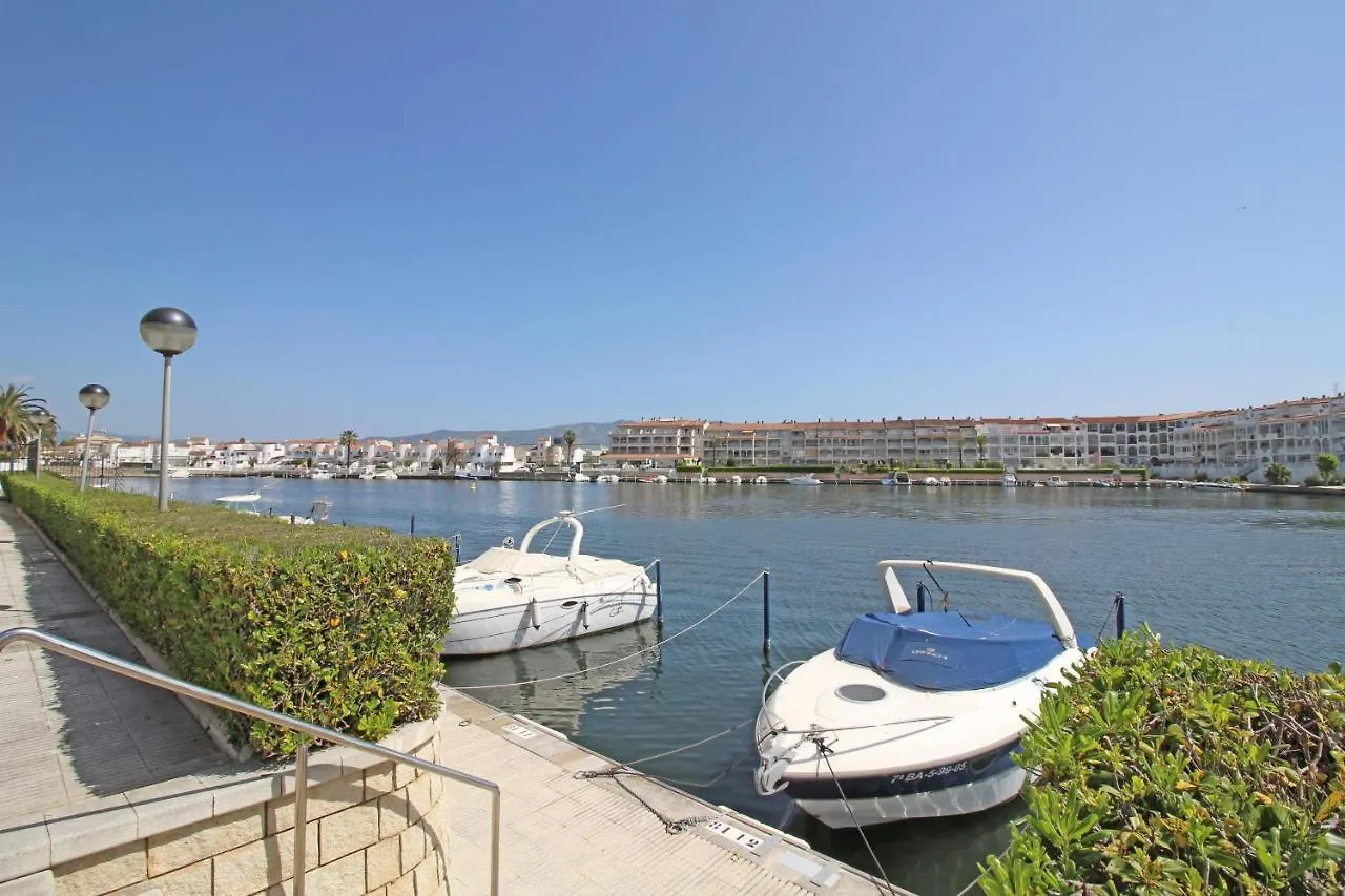Apart-Rent Apartamento Sant Maurici 0136 Empuriabrava 0*,  Spanje